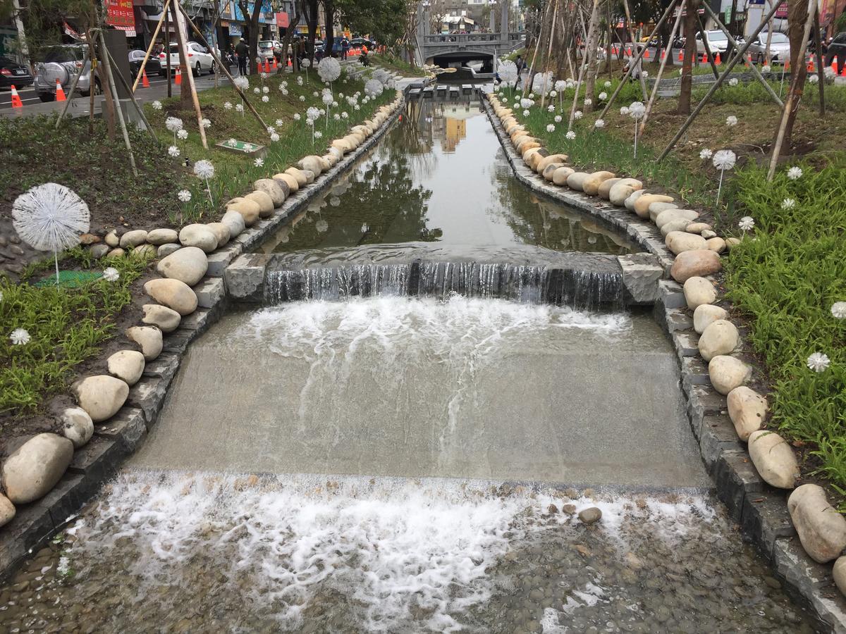 Garden Hotel Taichung Extérieur photo
