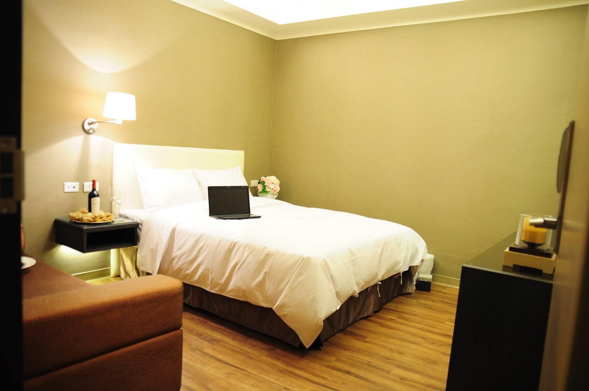 Garden Hotel Taichung Extérieur photo